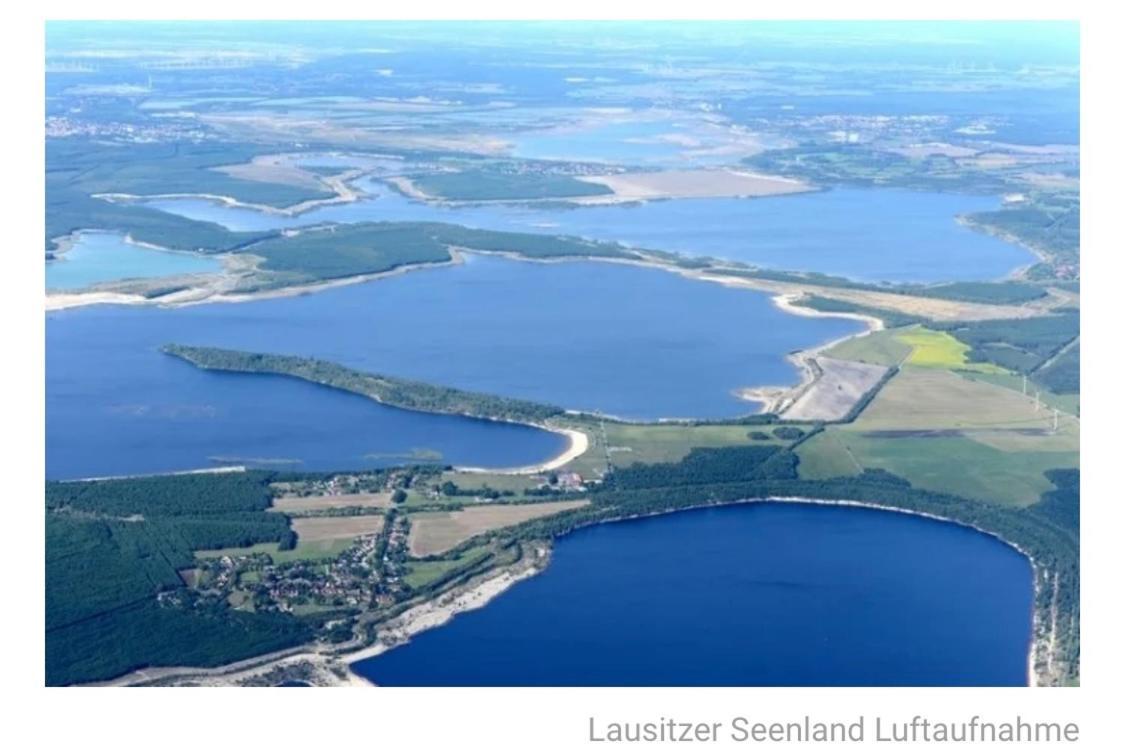 Ferien- Und Businessappartement Am Lausitzring Meuro Экстерьер фото